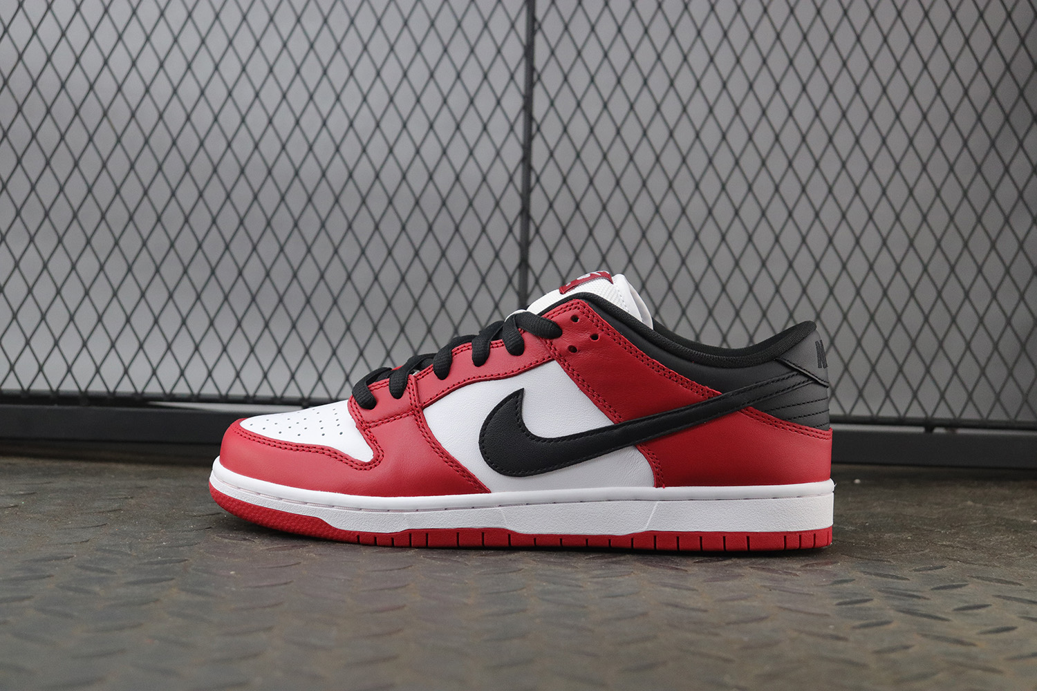 M 나이키 덩크로우 sb 시카고 BQ6817-600