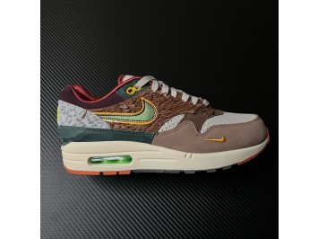 XP (W) 나이키 에어맥스 1 \'87  HQ2639-100