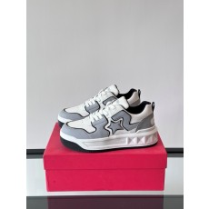 발렌티노 Valentino 스니커즈